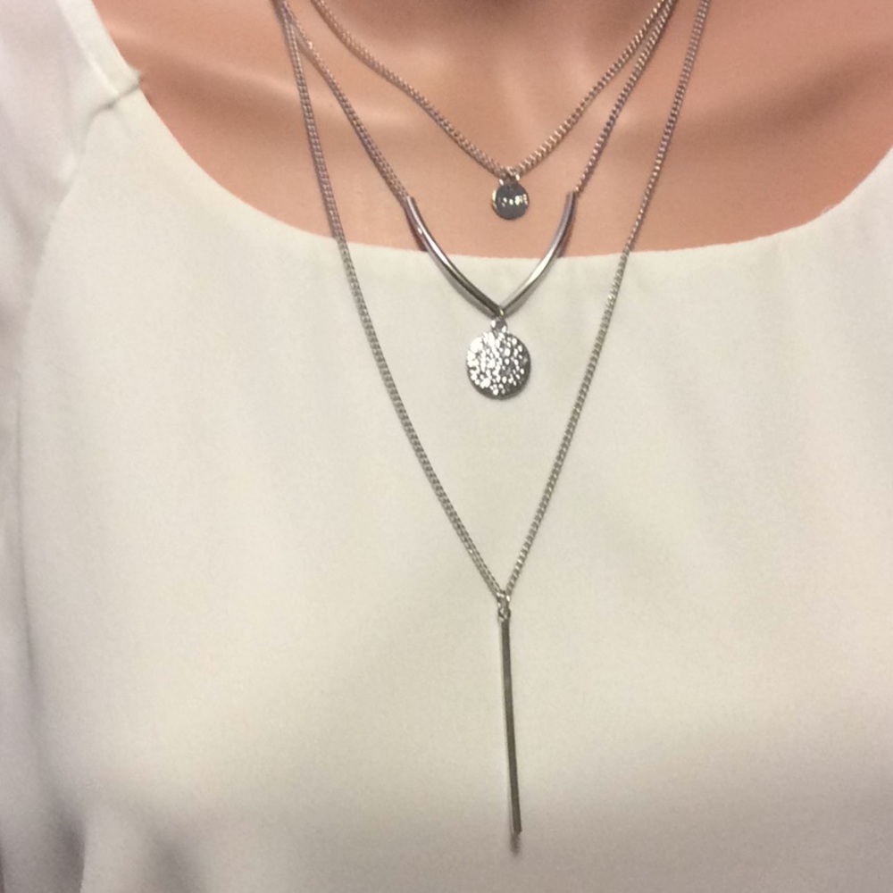 🔵 Three Layer Charm Necklace 🔵 - Picture 3 of 8